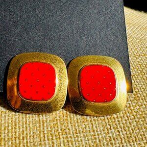 Vtg Clip Laura Burch Earrings Mastriano Collection